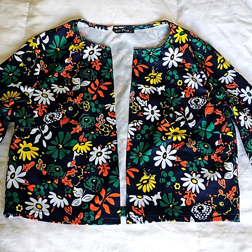 Emery Rose cropped blazer L